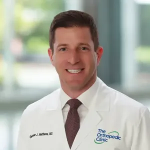 Mr Chris Matthews, MBBS, FRCOphth, Oculoplastic, Orbital & Lacrimal Surgery, Newcastle upon Tyne, England