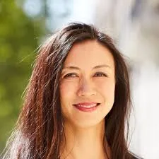 Miss Valerie Saw, FRCOphth, Cataract & Refractive Surgery, London, England