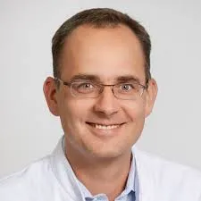 Dr. Christoph Kniestedt, MD, Cataract & Refractive Surgery, Zürich, Zürich