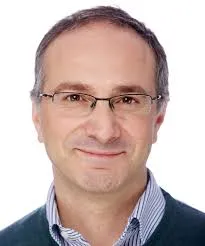 Mr Paul Cauchi, MBBS, FRCOphth, Cataract & Refractive Surgery, Glasgow, Scotland
